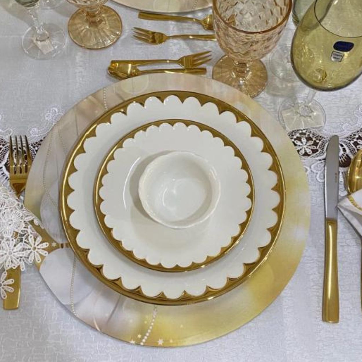 Xícara Chá e Prato Sobremesa 18pç EGG Branca Fio Dourado Porcelana Wolff - Image 2