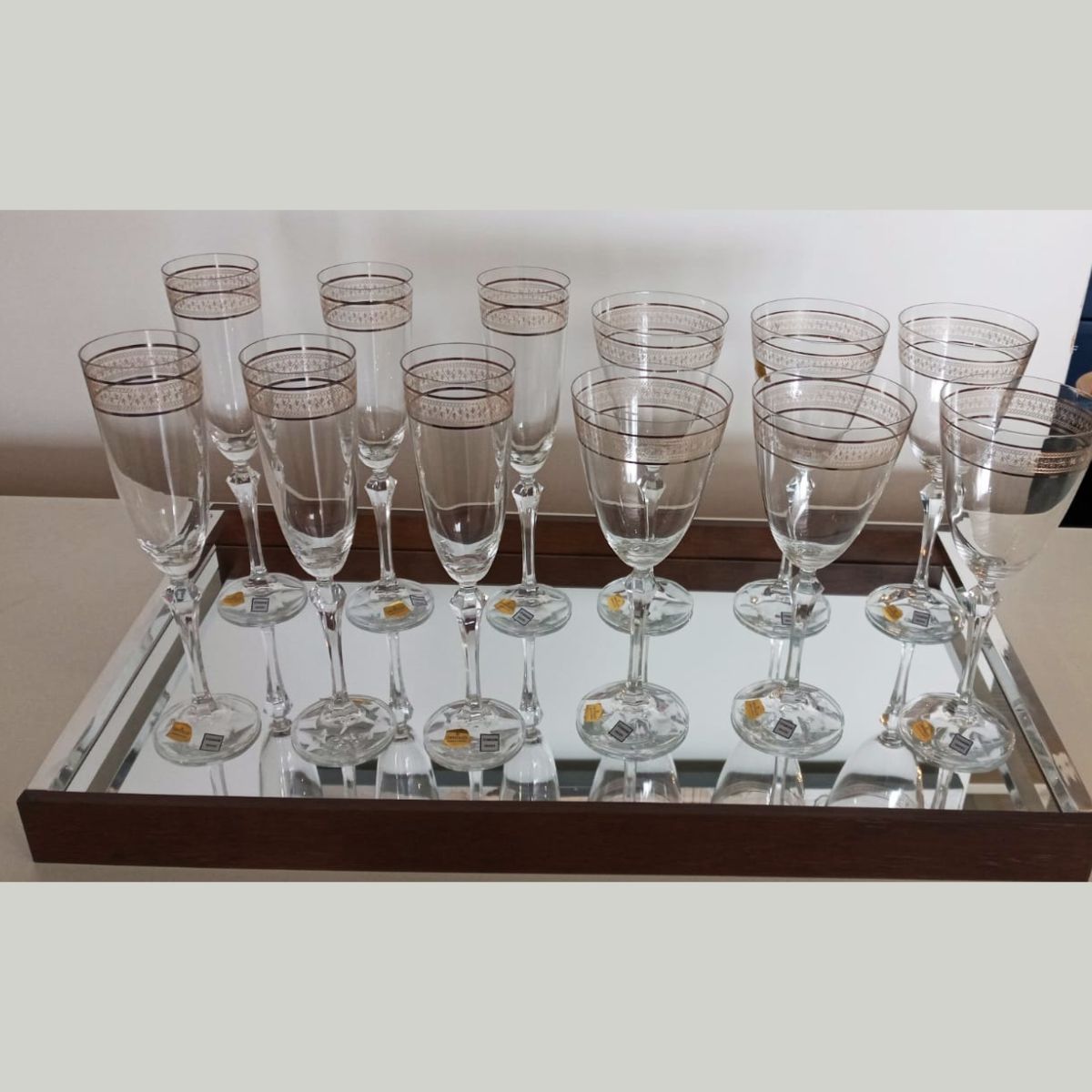 Jogo Taças Cristal Champanhe e Agua Frizo Dourado e Decorado 12un Bohemia - Image 2